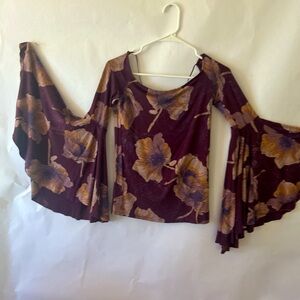 Free people courdory peachy sand color bell bottom size 25. Super cute on.